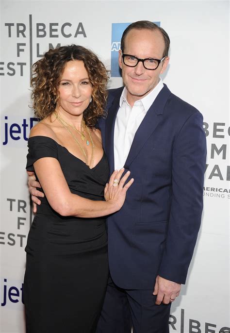 clark gregg wife.